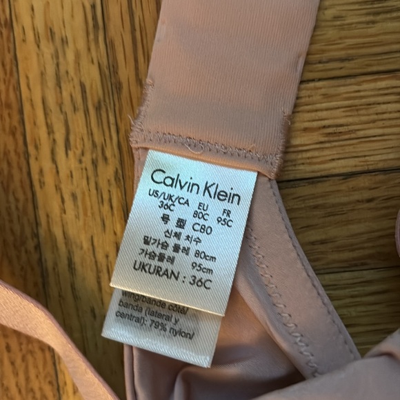 Calvin Klein bra - Picture 4 of 4